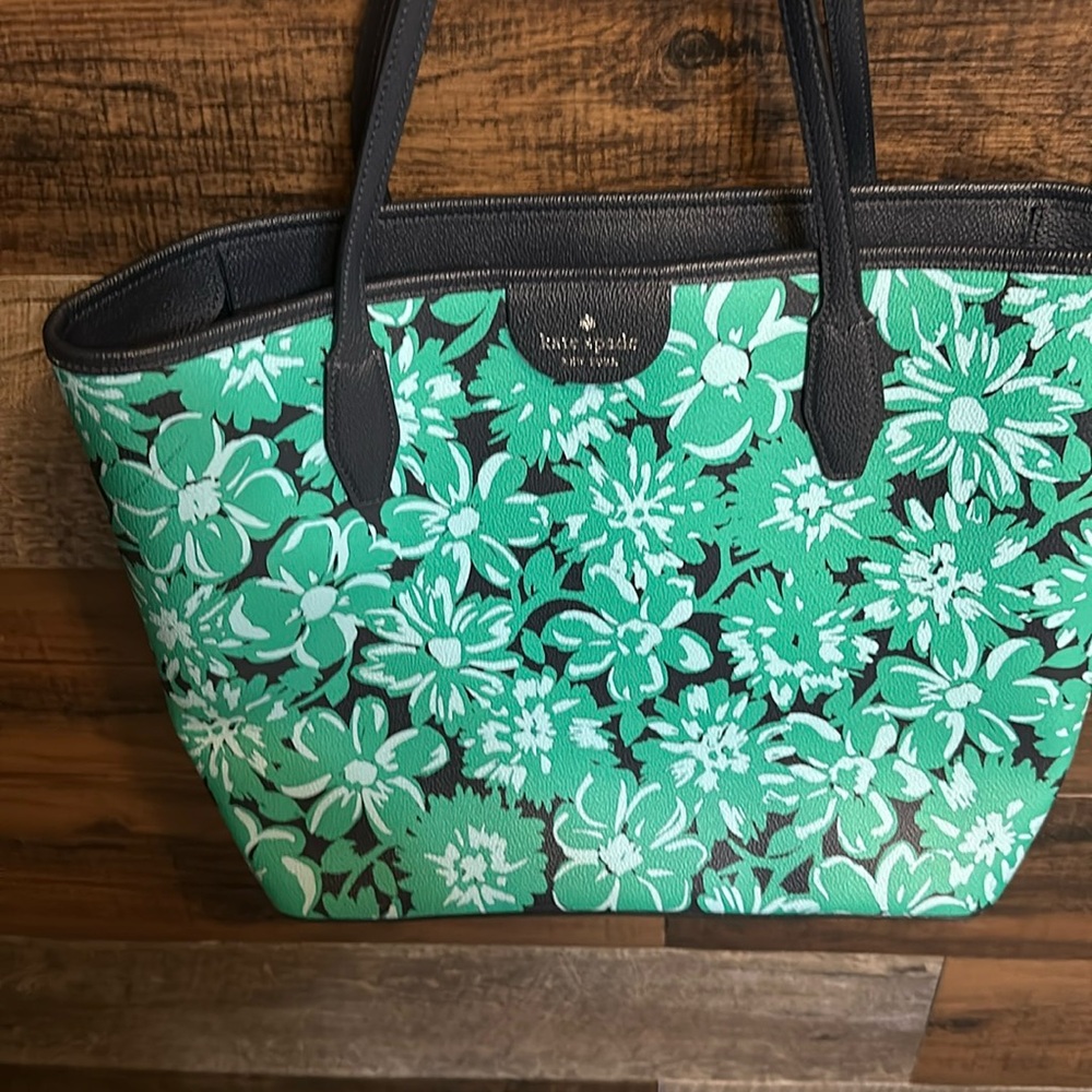 Kate Spade purse, matching wristlet